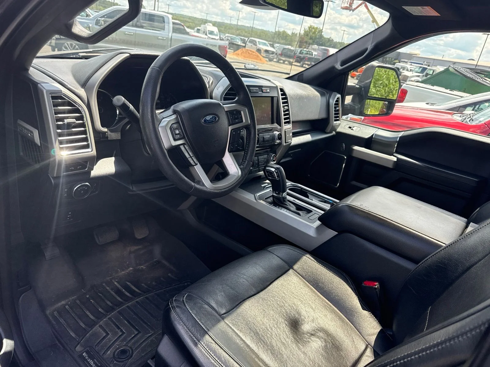 Used 2015 Black Ford Lariat image 3
