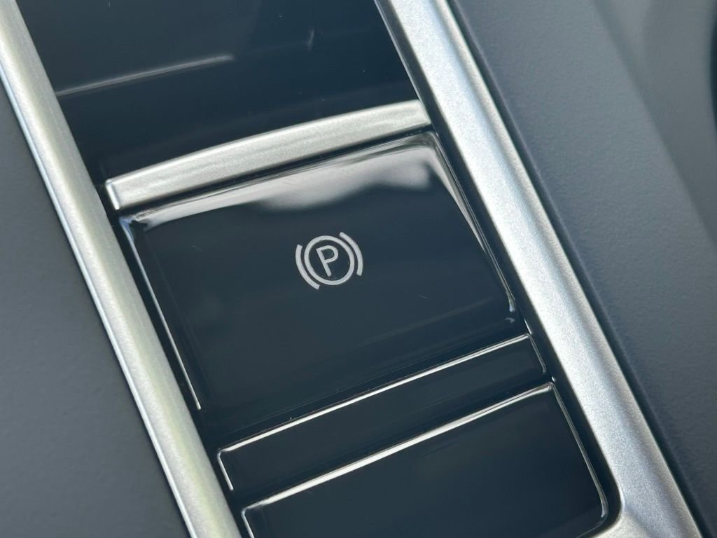 New 2026 Silver Volkswagen SE w/Technology image 53