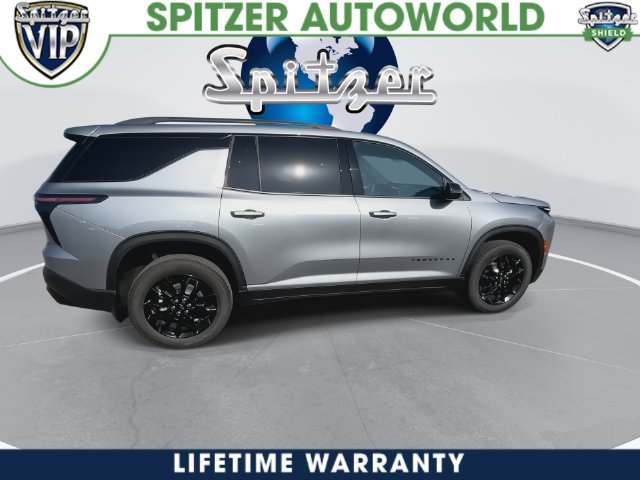 2026 Chevrolet Traverse photo 15 of 43