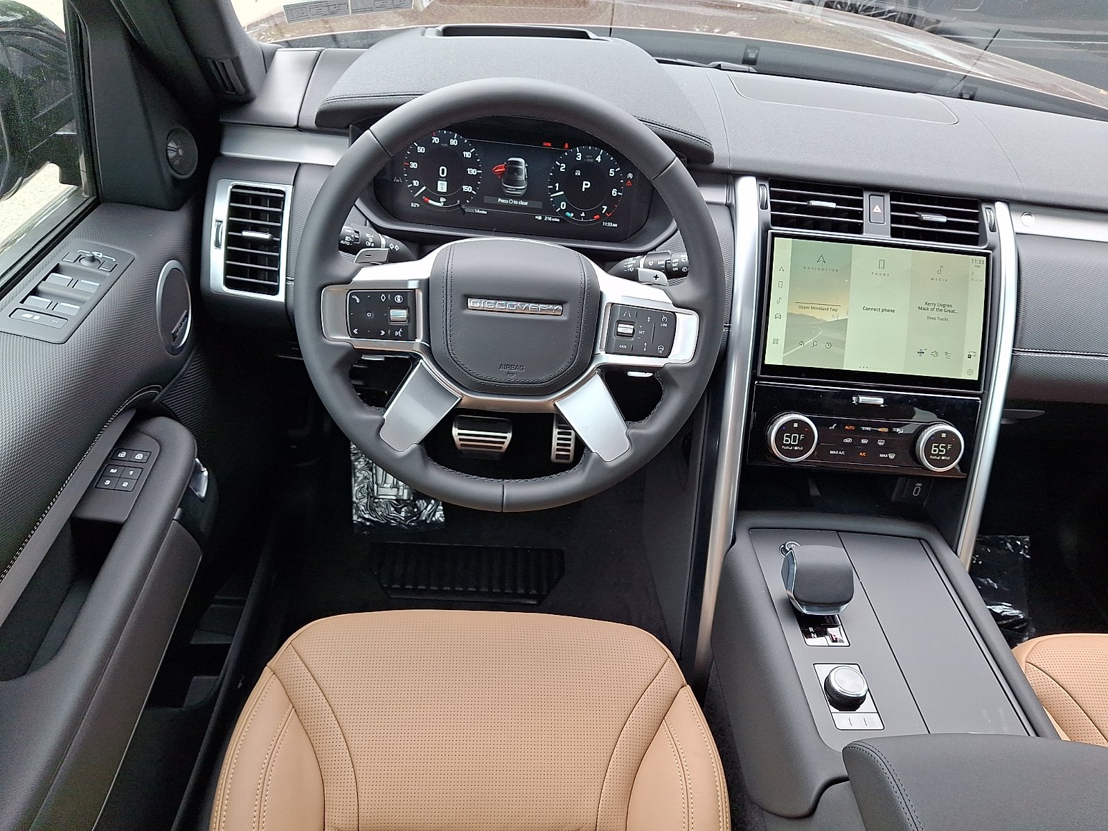 New 2026 Sedona Red Land Rover Gemini Edition image 4