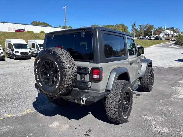 Used 2019 Gray Jeep Sport S image 8