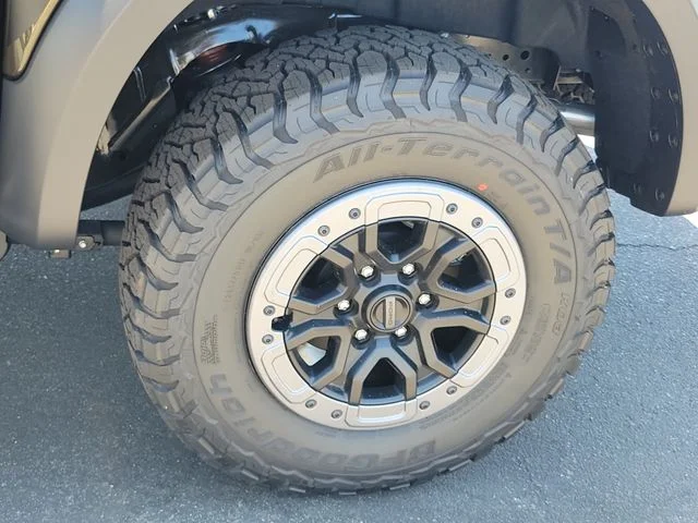 New 2026 Shelter Green Metallic Ford Raptor image 7