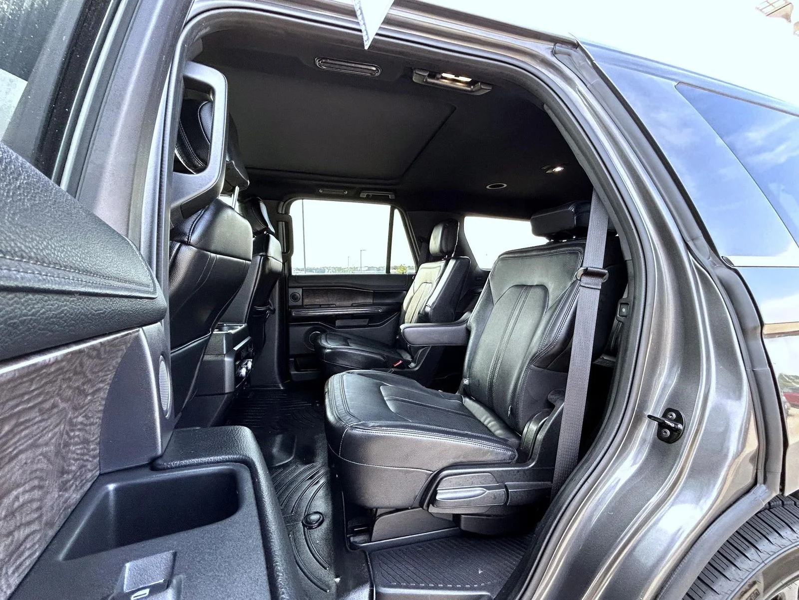 Used 2019 Gray Ford Limited image 21