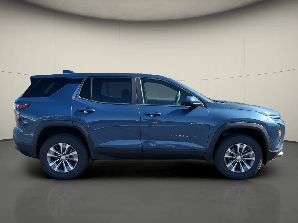 New 2027 Lakeshore Blue Metallic Chevrolet LT image 8