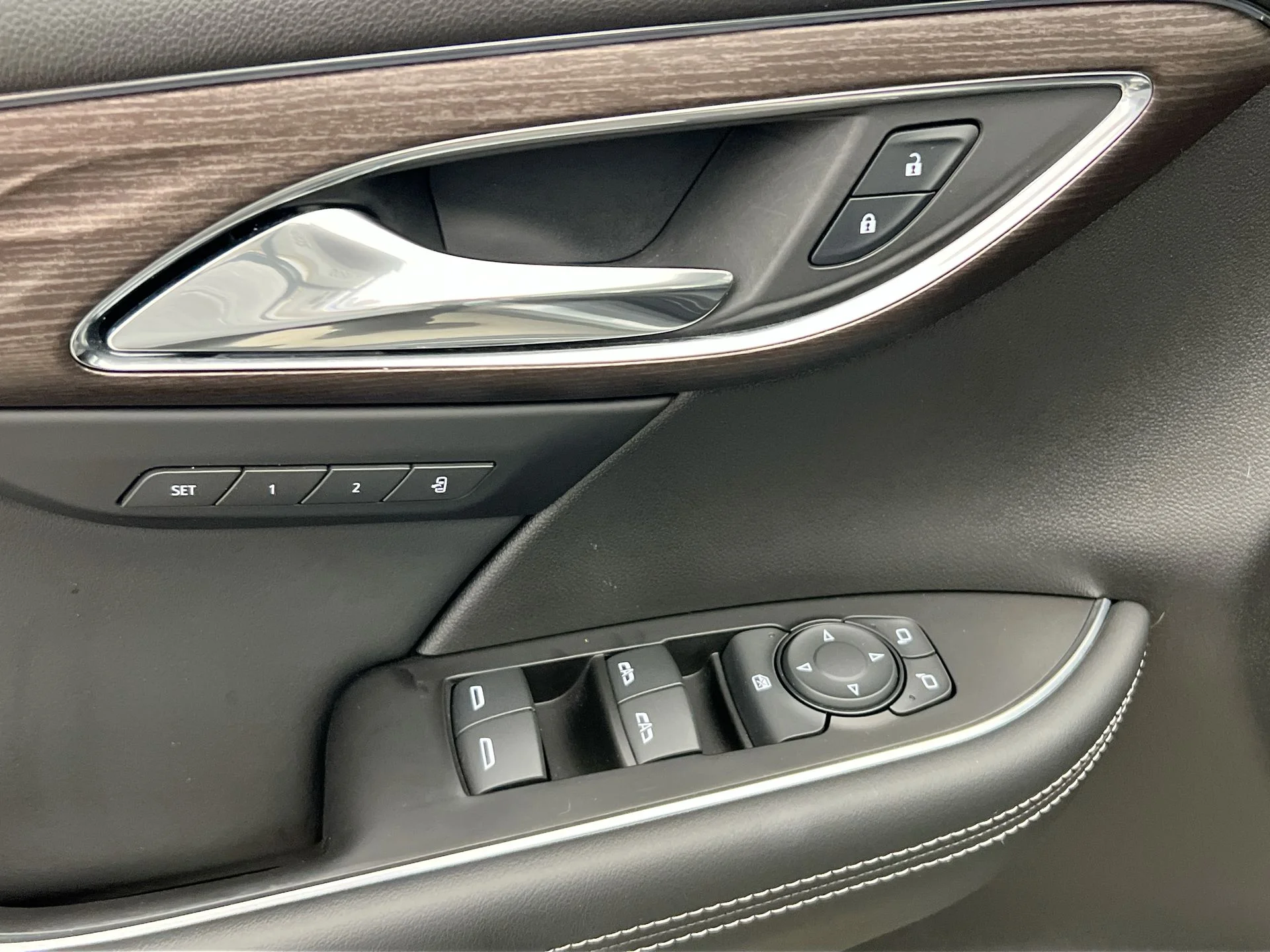 Certified Used 2023 Gray Buick Avenir image 23