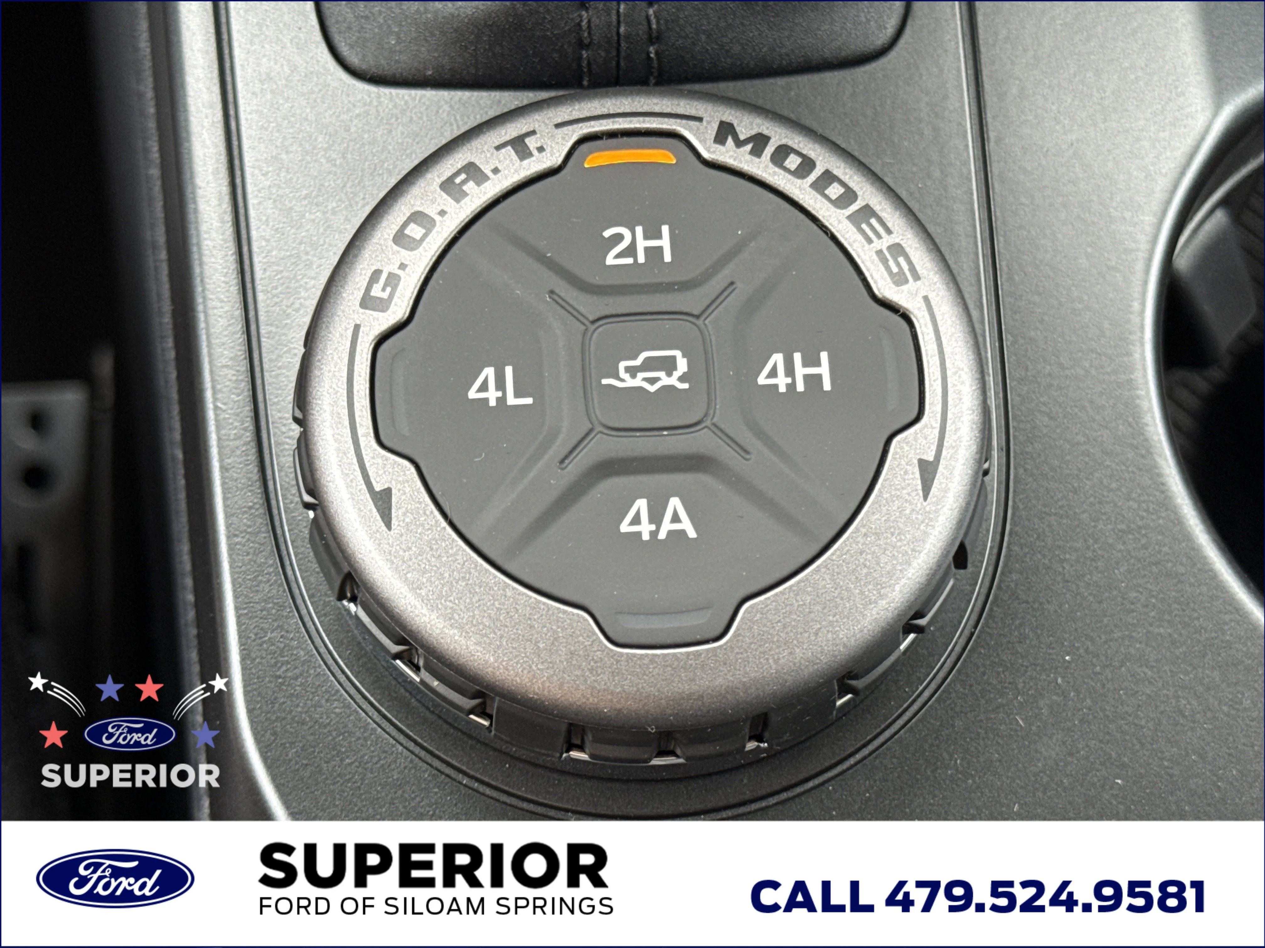 New 2026 Avalanche Gray Ford Badlands 4WD image 18