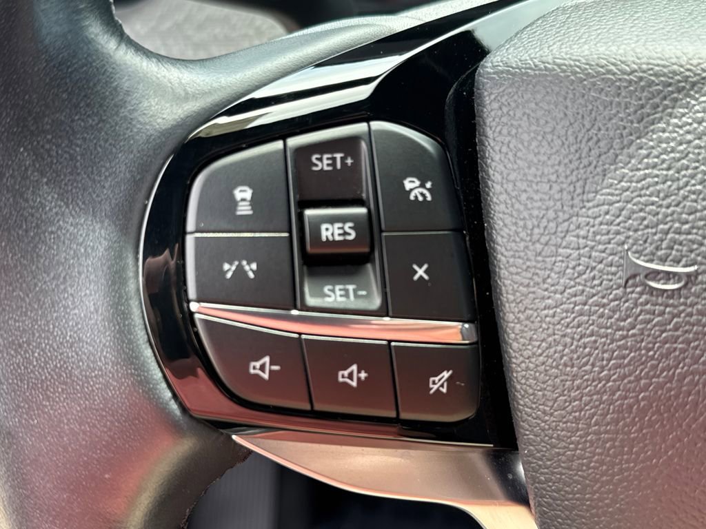 2025 Ford Explorer Platinum - Photo 23