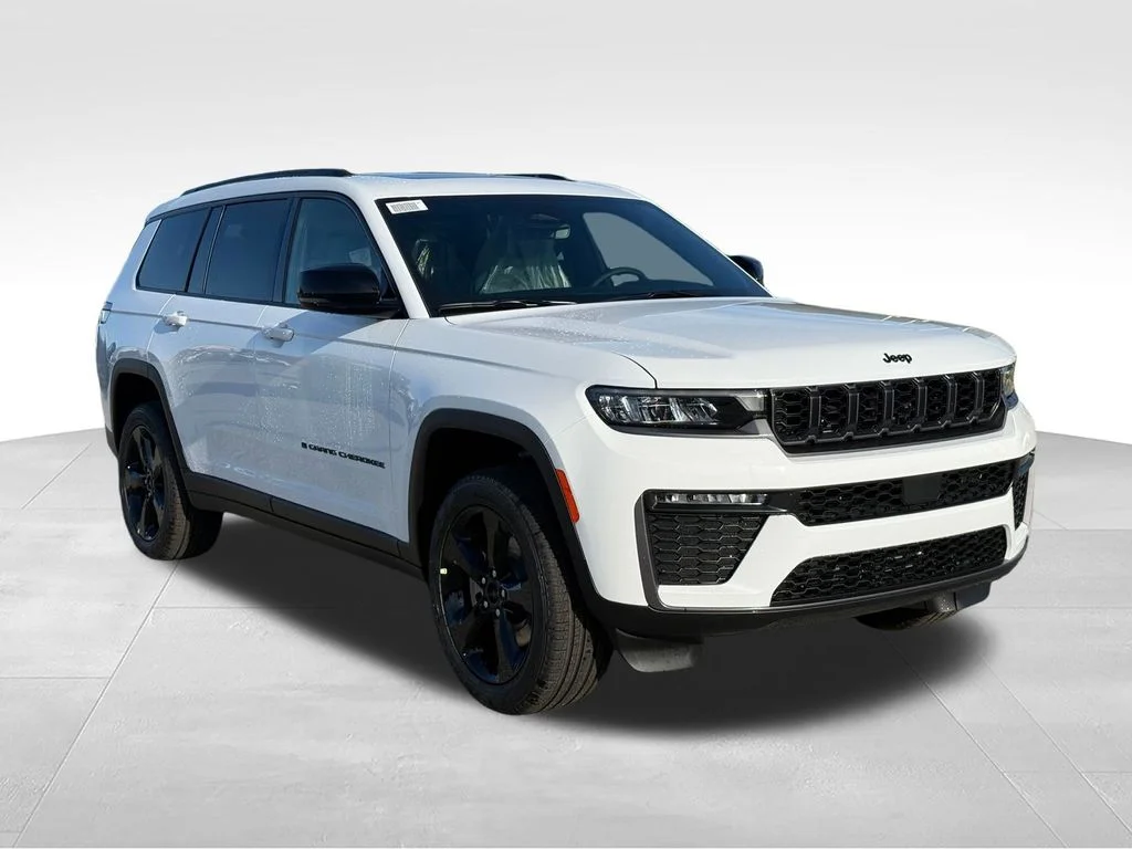 New 2026 Bright White Clear-Coat Exterior Paint Jeep Limited image 30