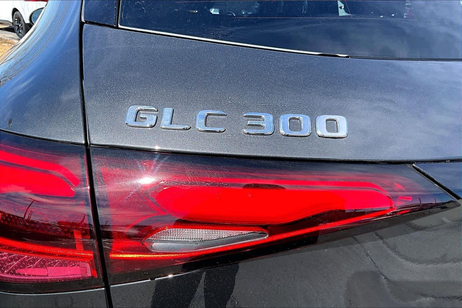 New 2026 Graphite Grey Metallic Mercedes-Benz GLC 300 image 7