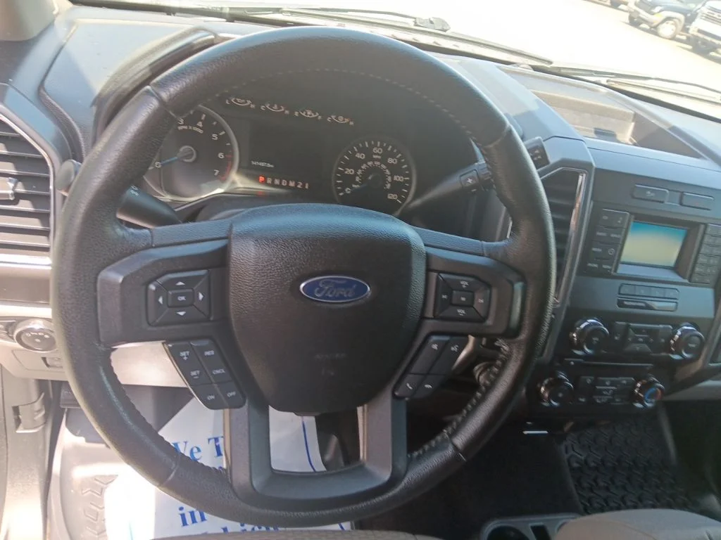 Used 2016 Ingot Silver Metallic Ford XLT image 15