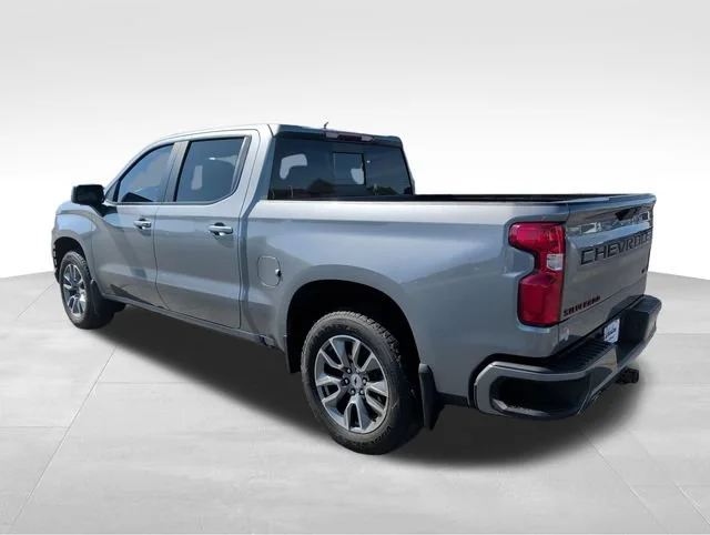 Used 2021 SATIN STEEL METALLIC Chevrolet RST image 3