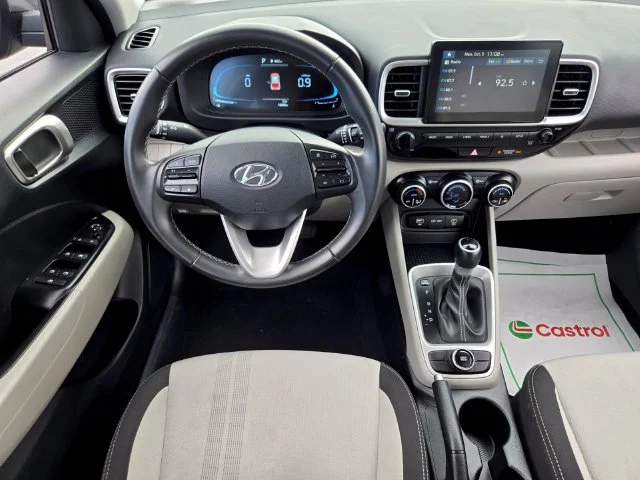 Used 2025 Gray Hyundai SEL image 14