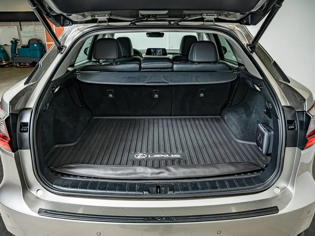 Certified Used 2021 Atomic Silver Lexus 450h image 40