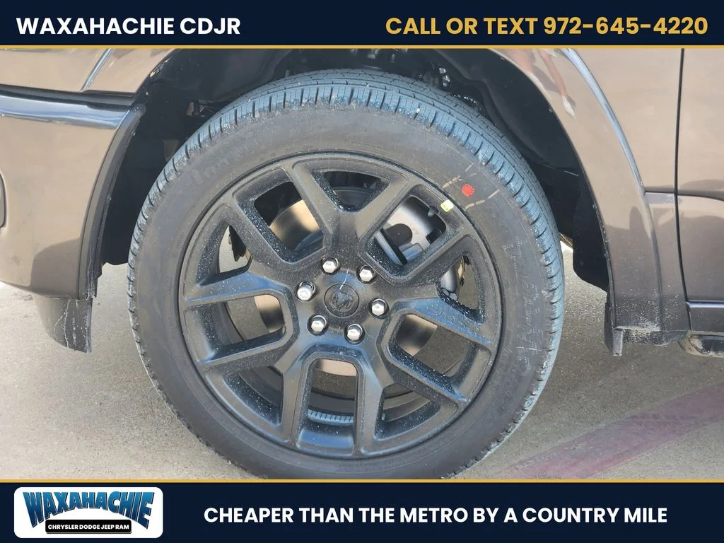 New 2026 Granite Crystal Metallic Clear-Coat Exterior Paint RAM Laramie image 8