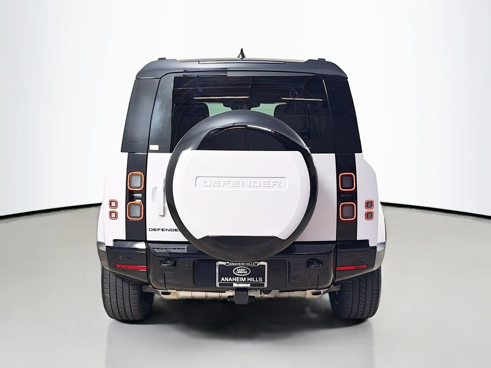 New 2026 Borasco Grey Land Rover X-Dynamic SE image 4