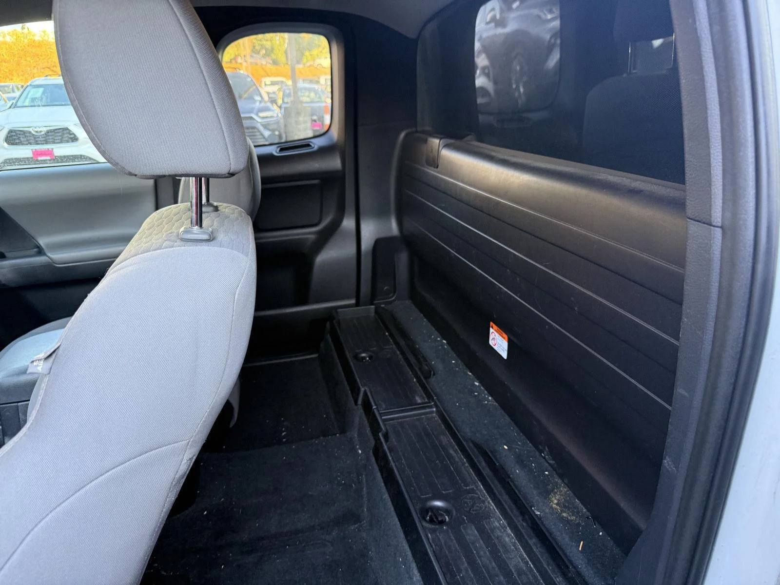 Used 2019 WHITE Toyota SR image 5