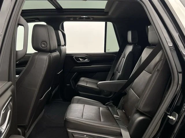 Used 2021 Black Chevrolet High Country image 11