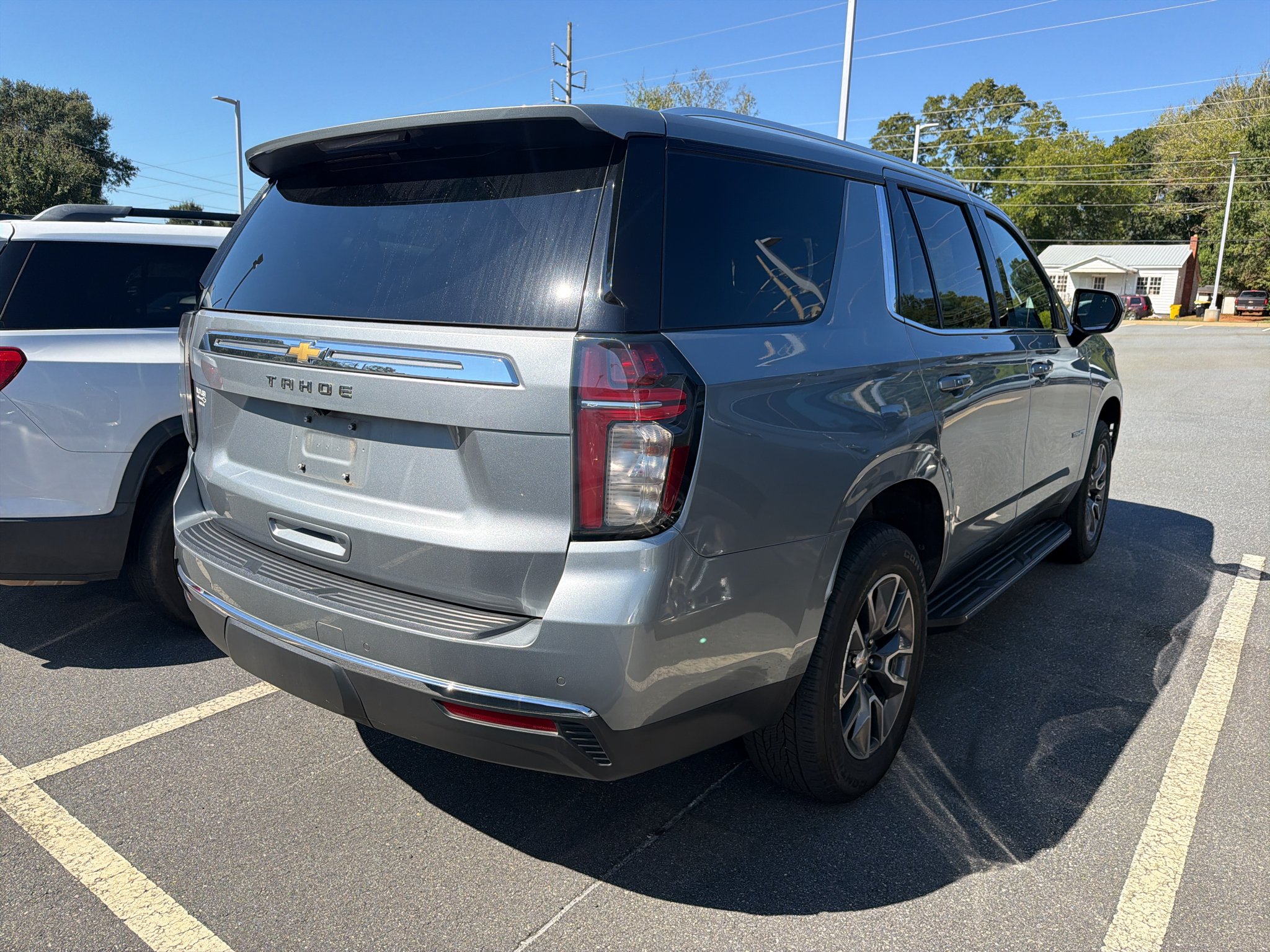 Used 2023 STERLING GRAY METALLIC Chevrolet LS image 4