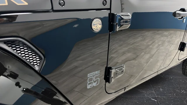New 2026 Black Clear-Coat Exterior Paint Jeep 85th Anniversary Edition image 38