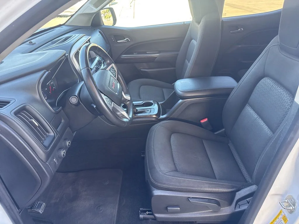 Used 2017 White GMC SLE1 image 19