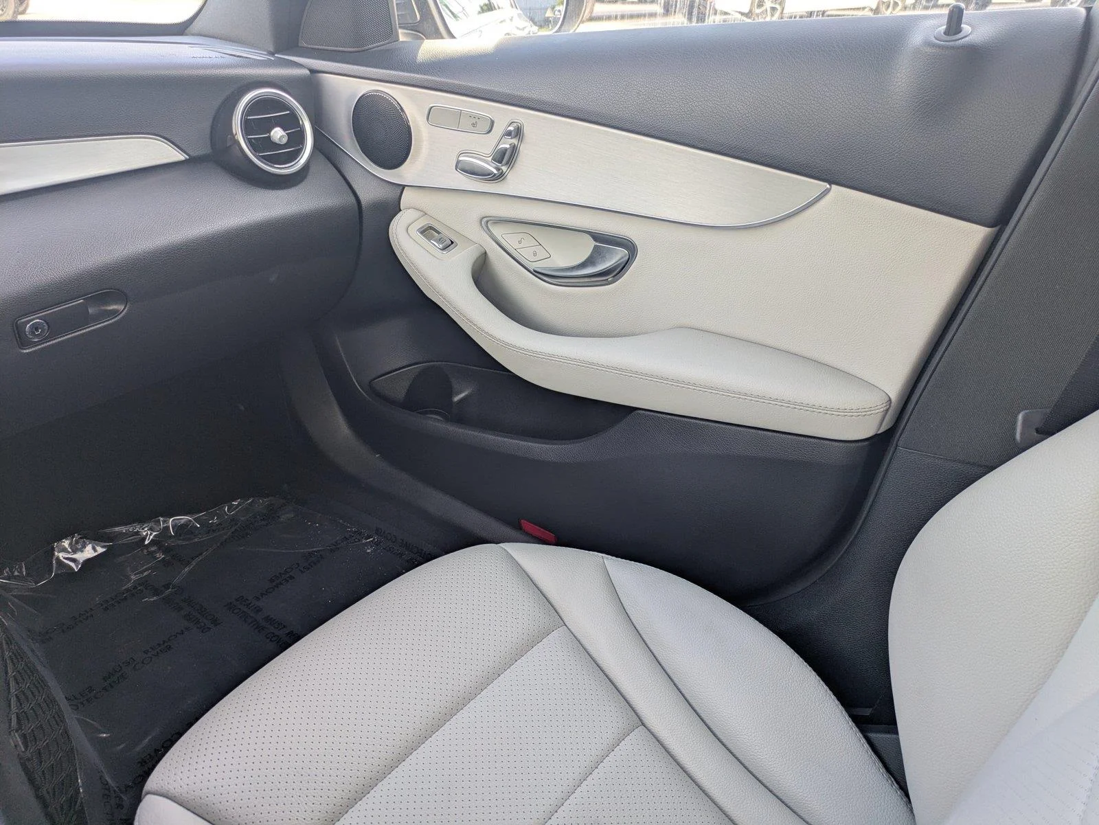Used 2018 Gray Mercedes-Benz C 300 image 17