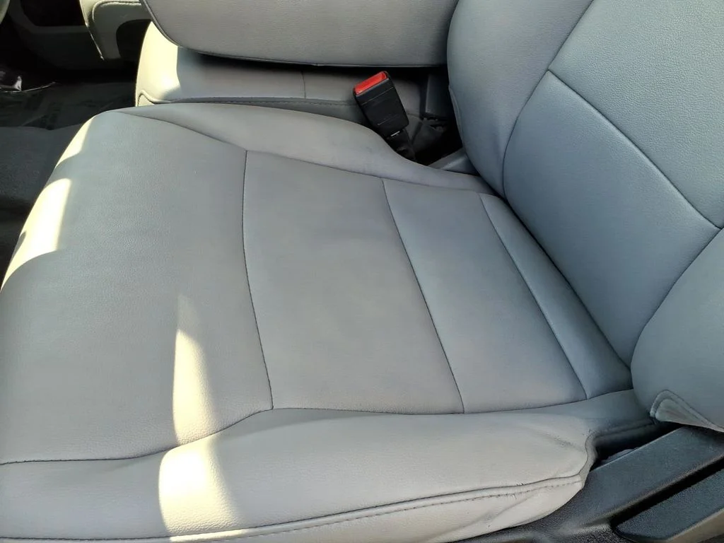 Used 2023 White Ford XL image 20