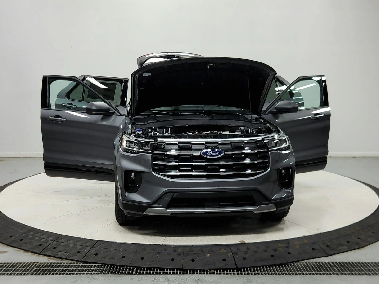 New 2026 Carbonized Gray Metallic Ford Active image 11