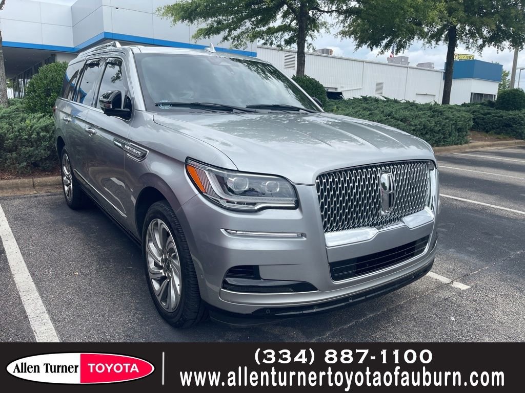 2024 Lincoln Navigator Reserve 4WD's photo