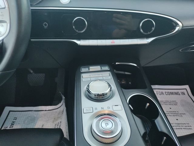 2025 GENESIS GV70 Standard - Photo 11
