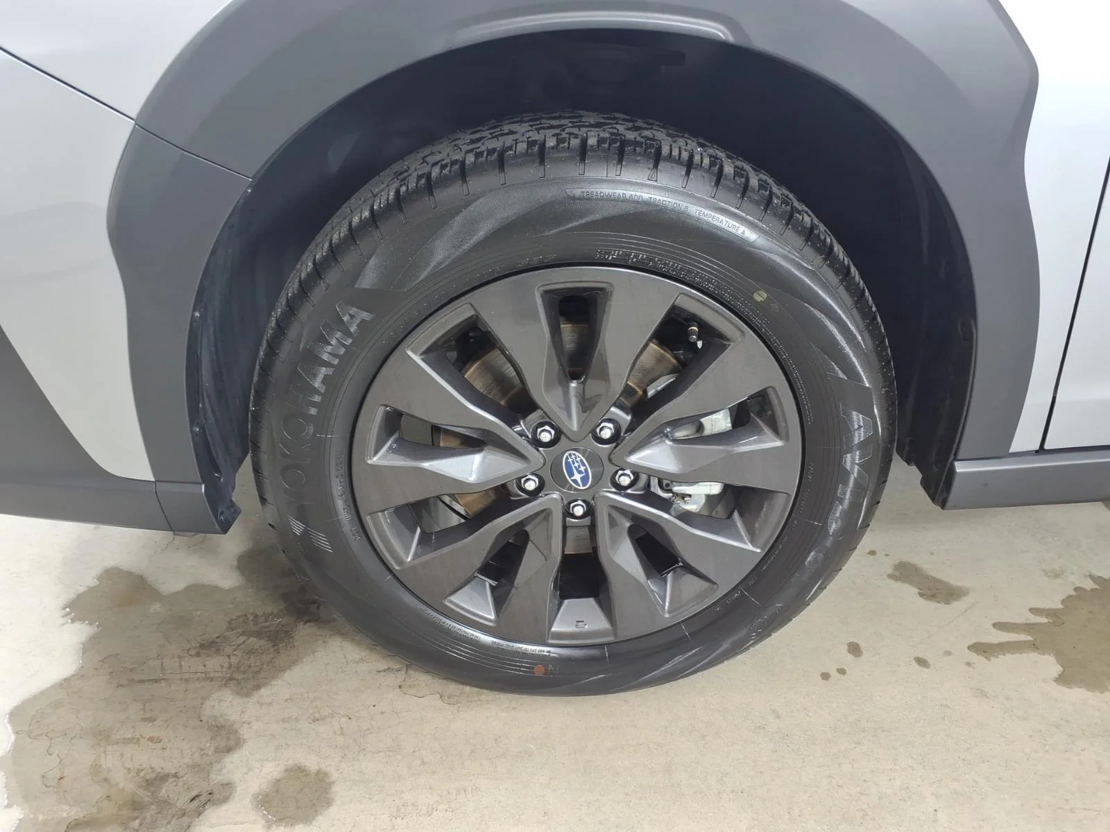 Certified Used 2025 Ice Silver Metallic Subaru Onyx Edition image 15