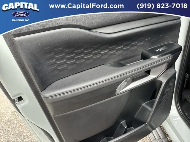 Used 2024 Green Ford XLT image 17