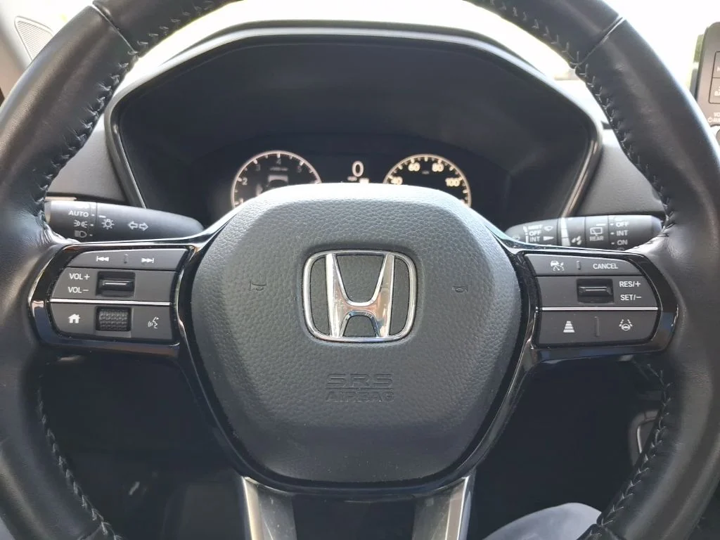 Used 2025 White Honda EX-L image 31