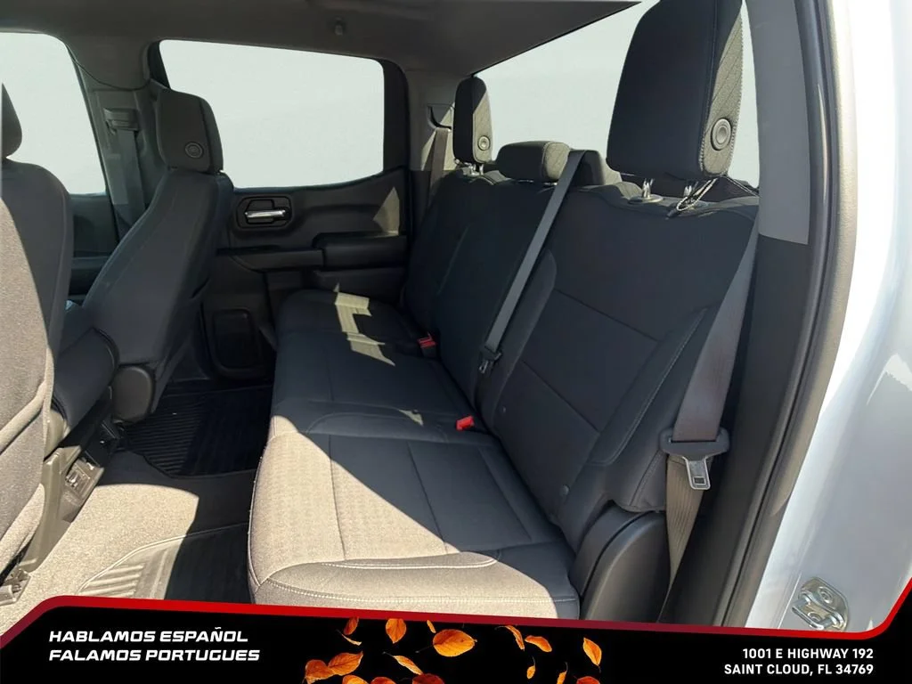 Used 2025 Summit White Chevrolet Custom Trail Boss image 27