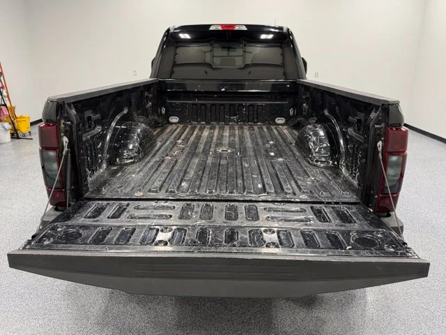 Used 2017 Black Ford Lariat image 8