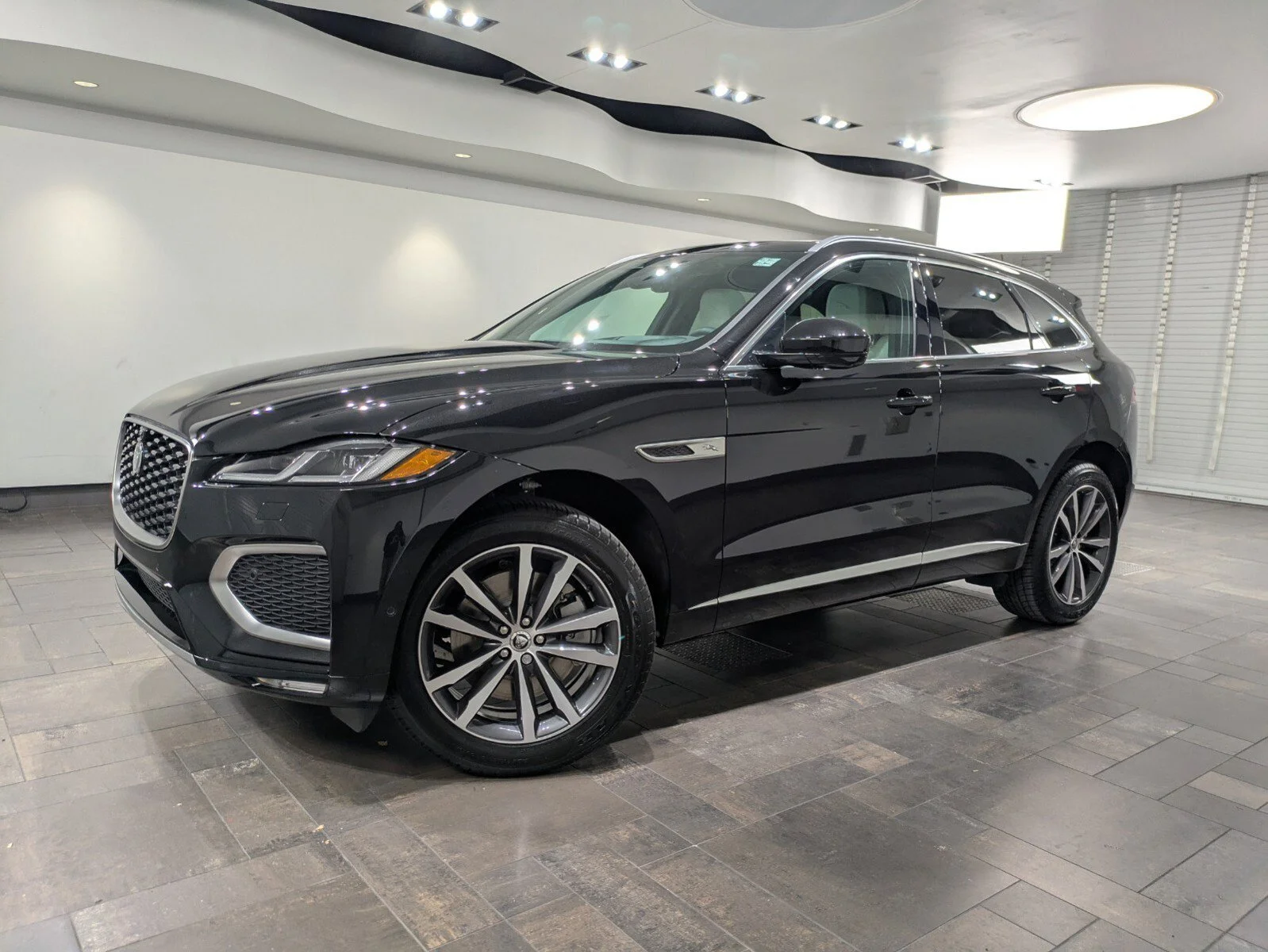 2026 Jaguar F-Pace R-Dynamic S
