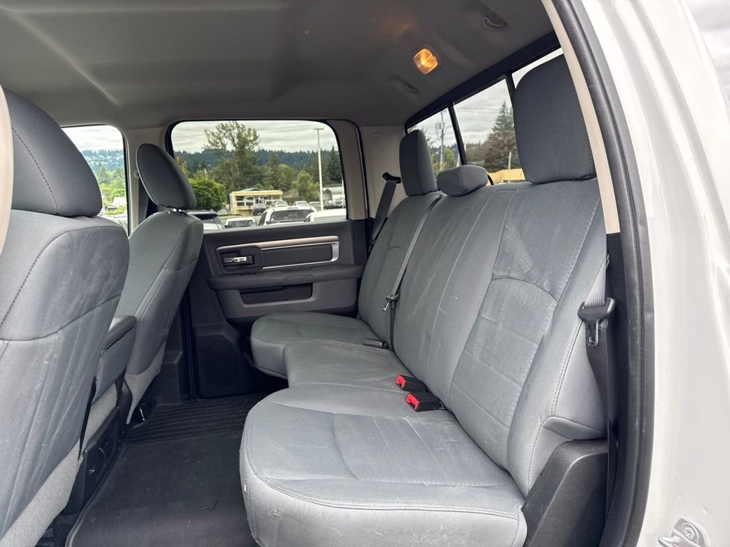 Used 2016 White Ram SLT image 5