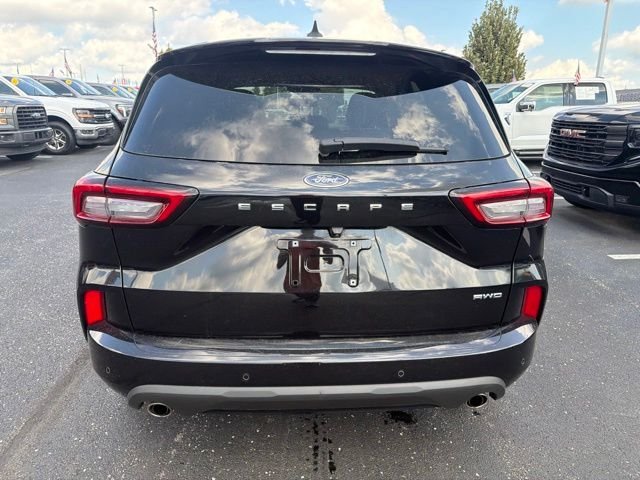 Used 2023 Black Ford ST-Line image 3