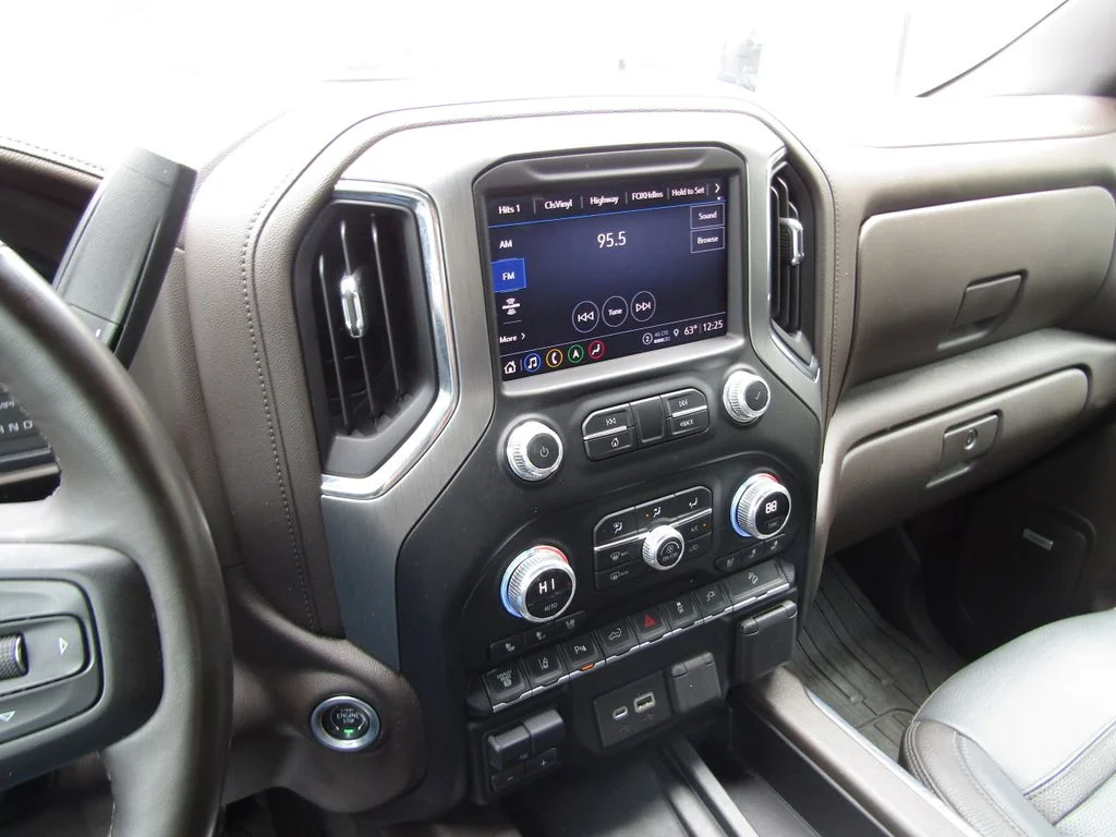 Used 2023 Red GMC Denali image 36
