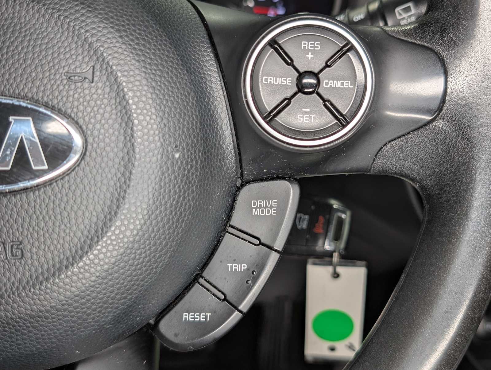 Used 2017 Alien II Kia + image 32