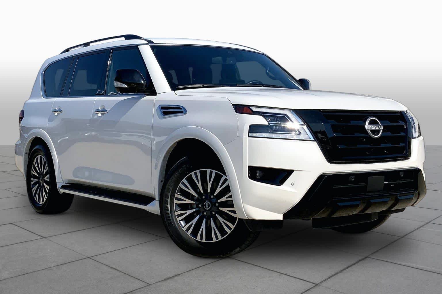 Used 2023 Aspen White Tricoat Nissan SL image 3