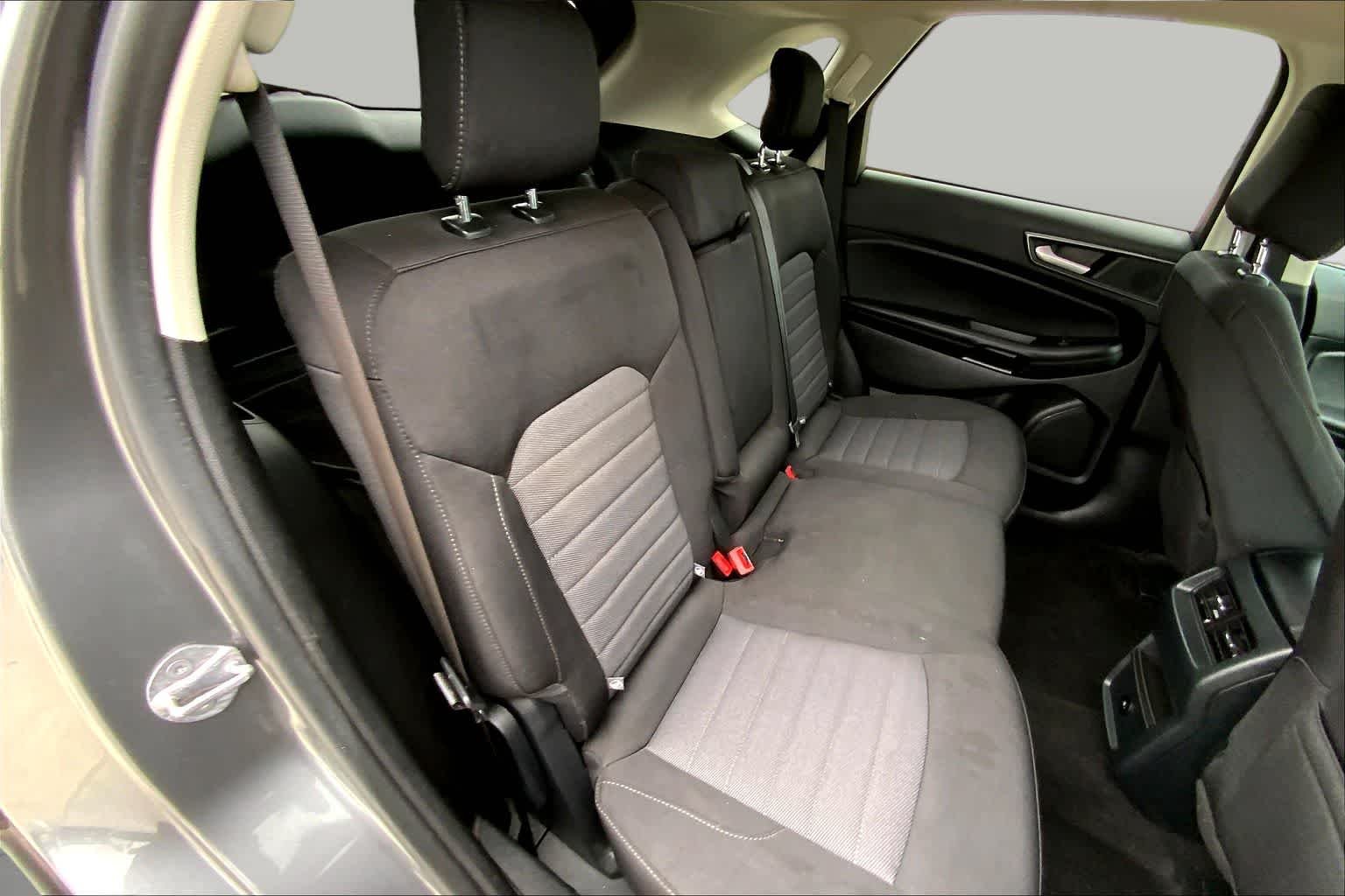 Used 2024 Carbonized Gray Metallic Ford SE image 17
