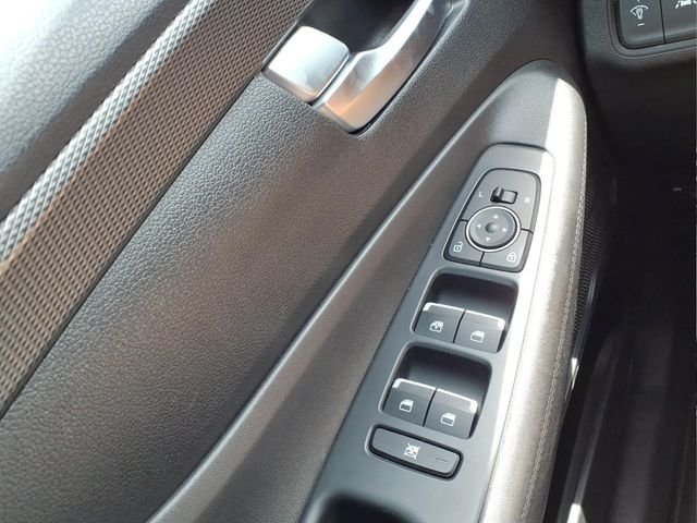 2020 Hyundai Santa Fe SE - Photo 28