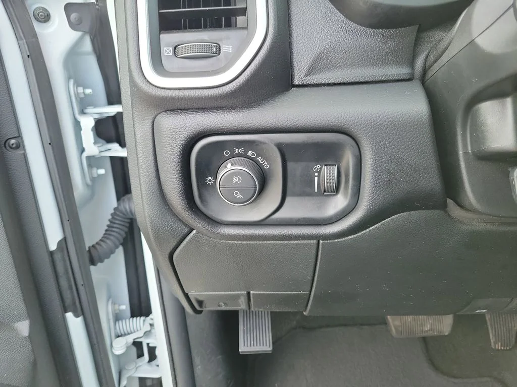Used 2024 White Ram Big Horn image 16