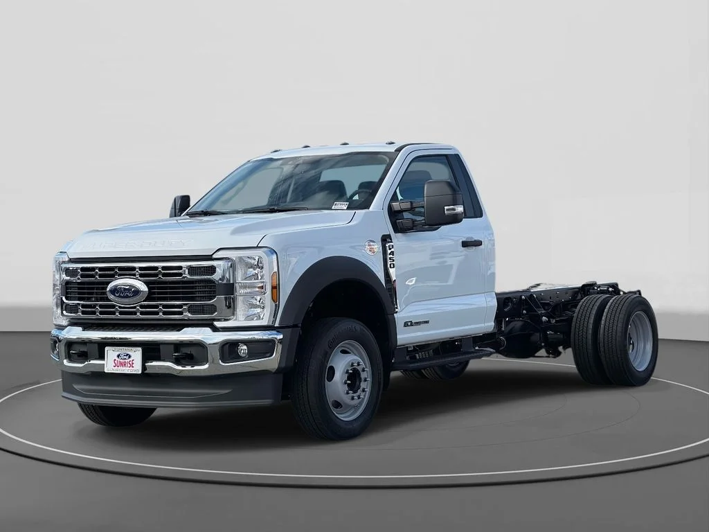 2026 Ford F-450 XL Regular Cab 169-In DRW's photo