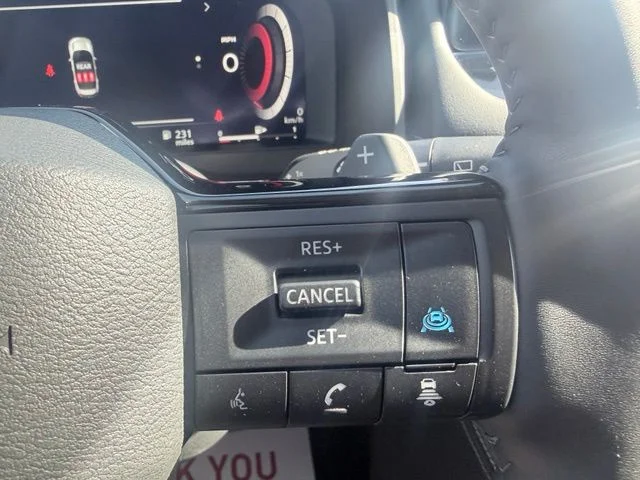 2025 Nissan Rogue Platinum - Photo 11