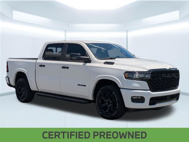 Used 2025 White Ram Big Horn/Lone Star image 8
