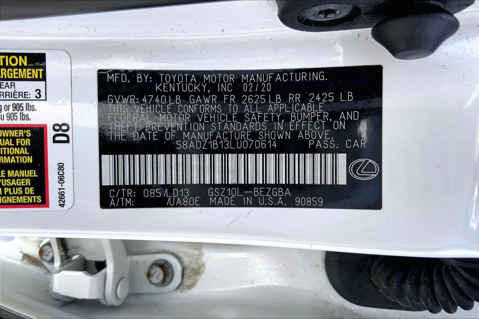Used 2020 Eminent White Pearl Lexus  image 36