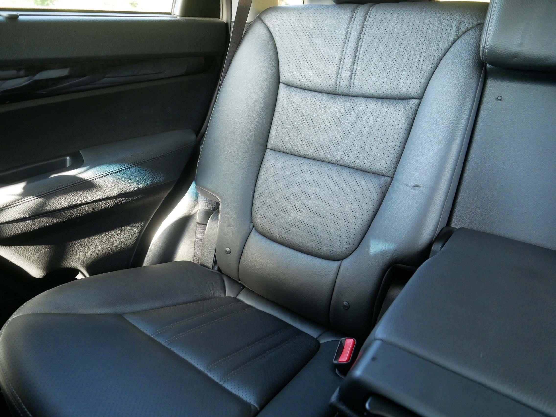 Certified Used 2015 Ebony Black Kia EX image 12