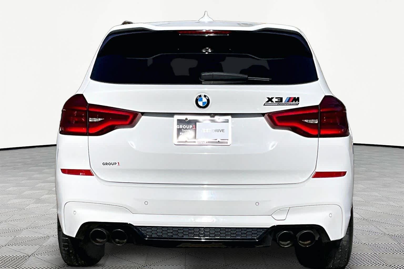 Used 2021 Alpine White BMW  image 4