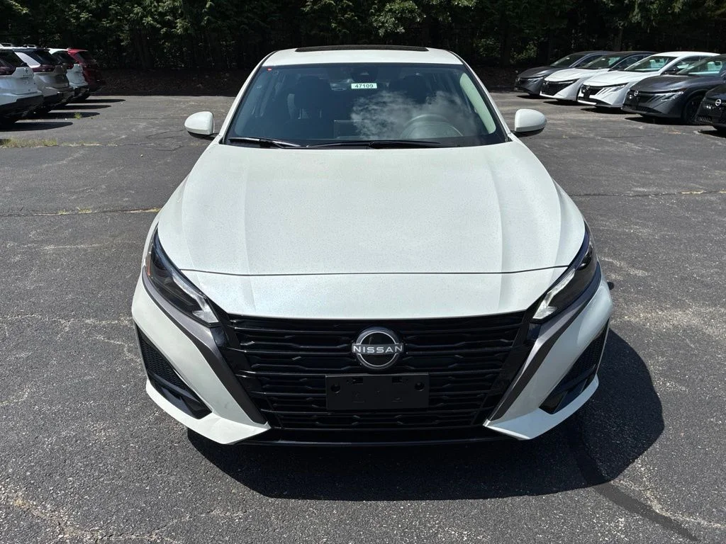 New 2026 Pearl White TriCoat Nissan SV Special Edition image 2
